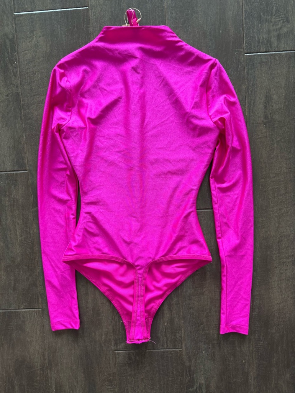 SKIMS NWT Disco Fuchsia Zip Front Long Sleeve Bodysuit Womens Size S - Picture 12 of 13